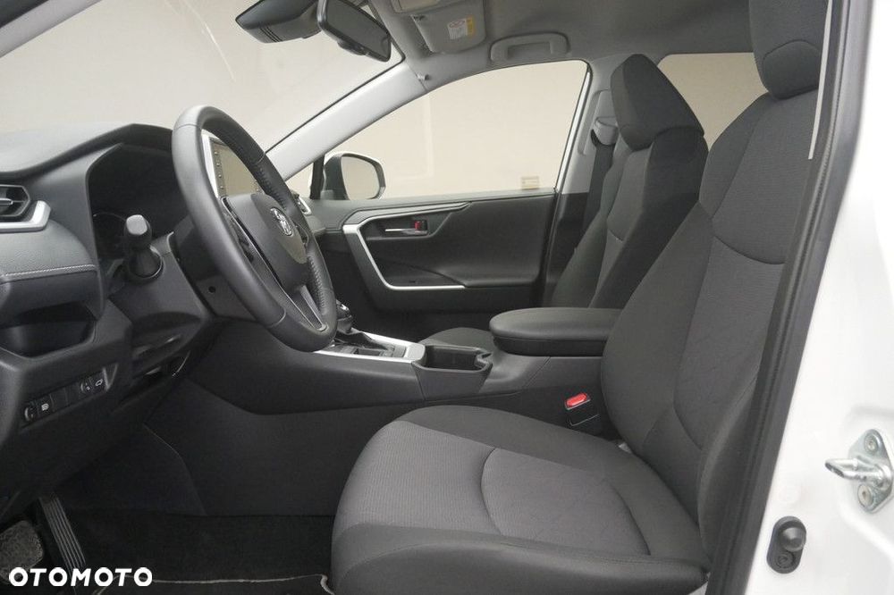 Toyota RAV4 - 12