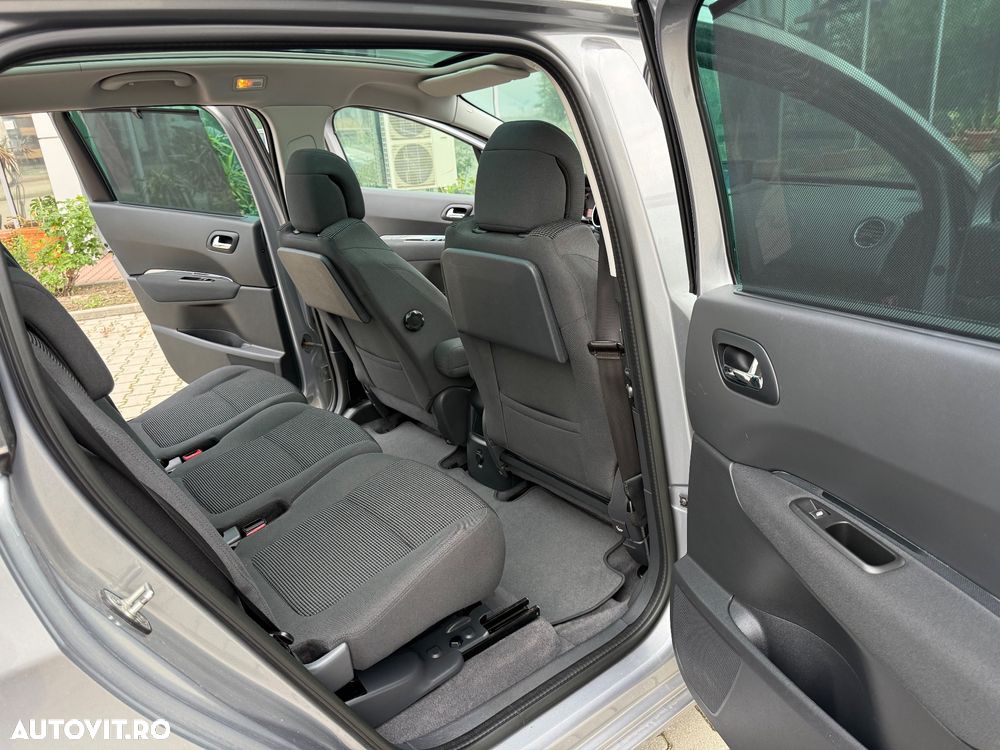 Peugeot 5008 1.6 THP Active - 20