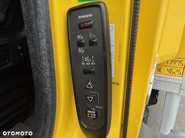 Volvo FL 250 Kontener 8,5 M / Niski przebieg / Super Stan - 14