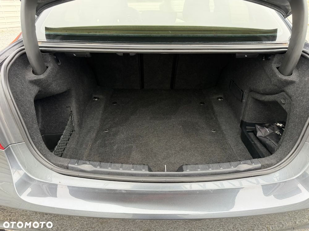 BMW Seria 3 - 38