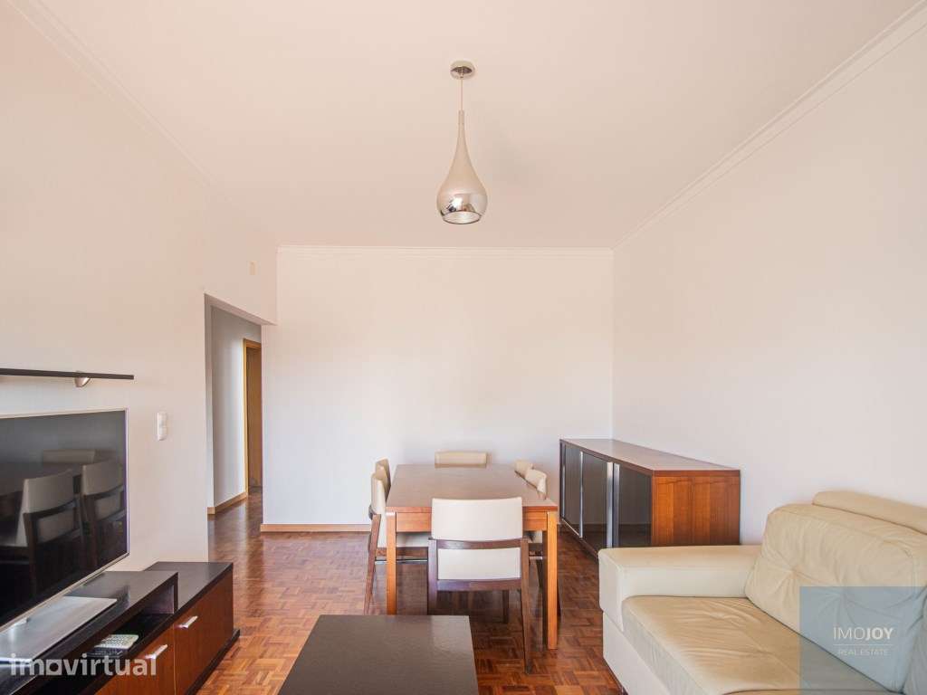 Apartamento T3 em Alapraia - Grande imagem: 2/22