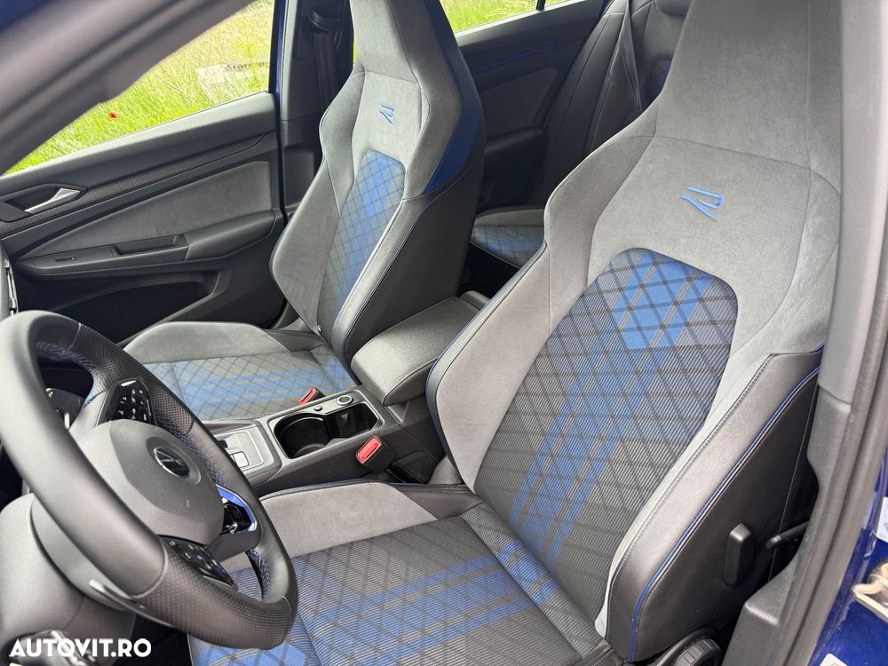 Volkswagen Golf 2.0 TSI DSG 4Motion R - 18