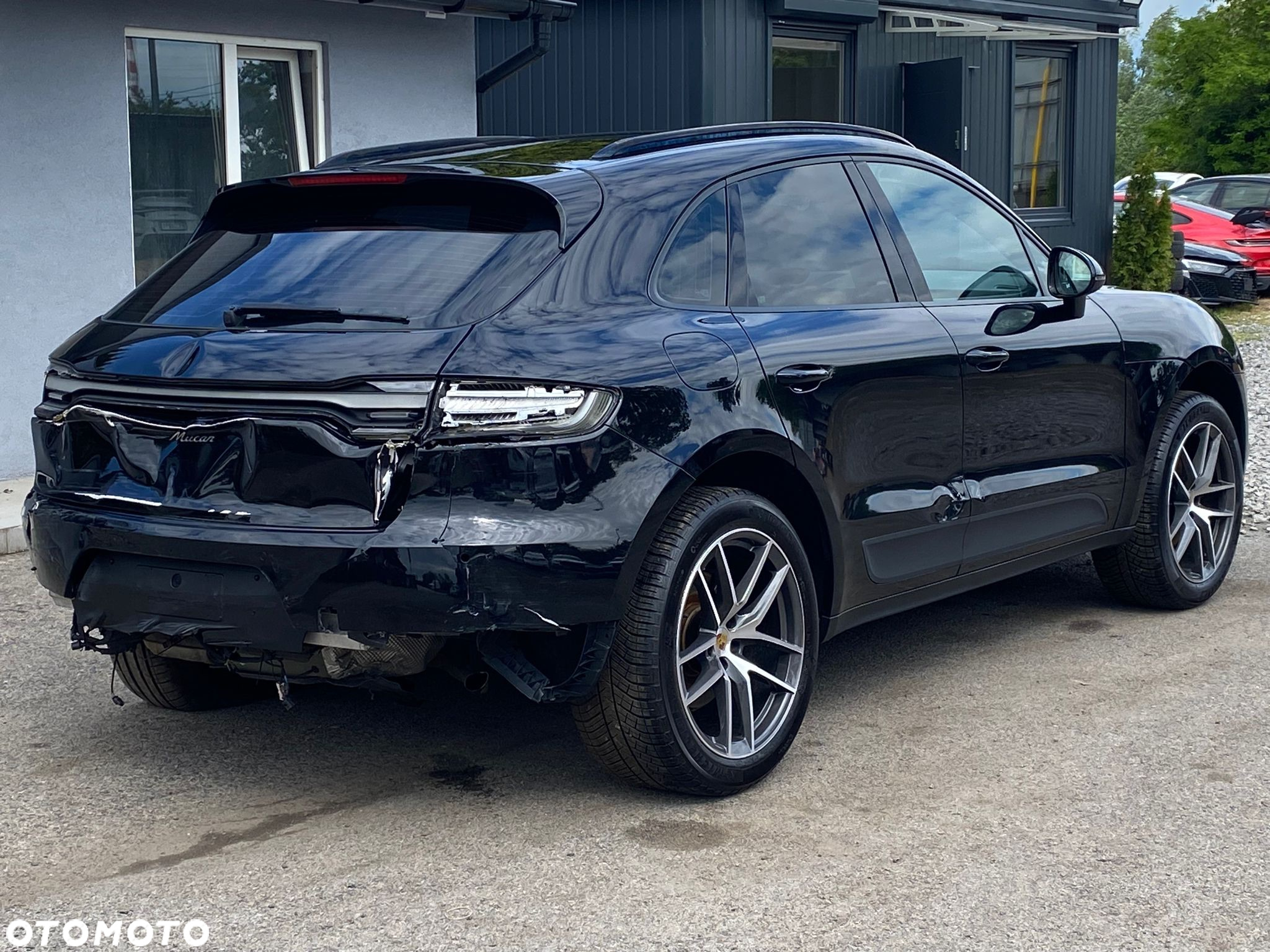 Porsche Macan Standard - 3