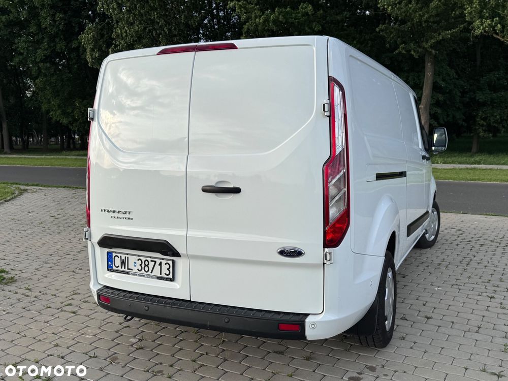 Ford TRANSIT CUSTOM - 16