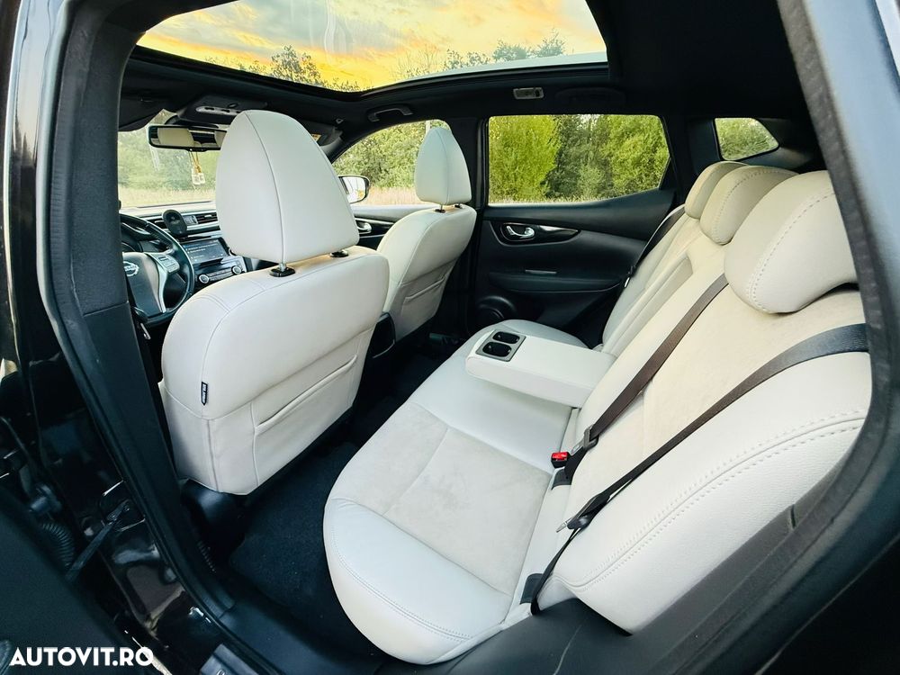 Nissan Qashqai 1.6 DCI Start/Stop X-TRONIC Tekna - 10