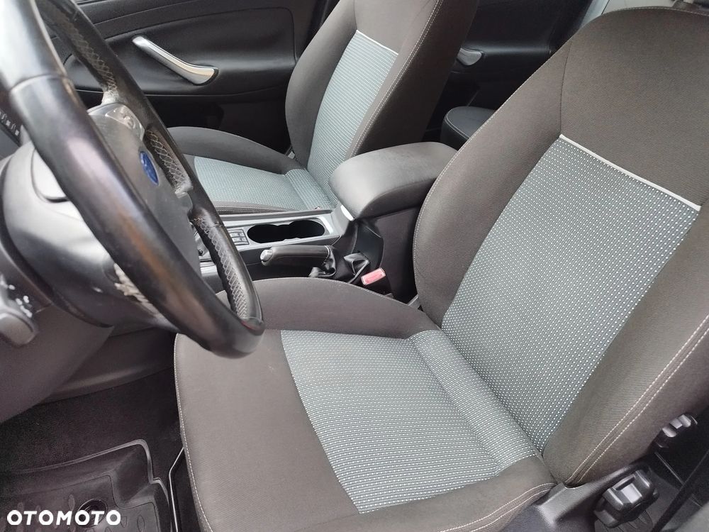 Ford Mondeo 2.0 TDCi Titanium S - 24