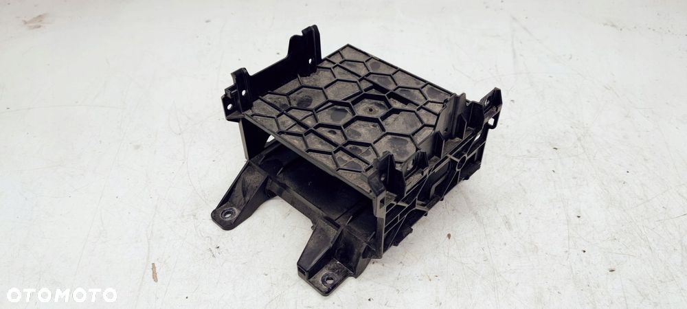 UCHWYT RAMKA TUNERU TV AUDI A6 C7 A7 4G0907324A - 1
