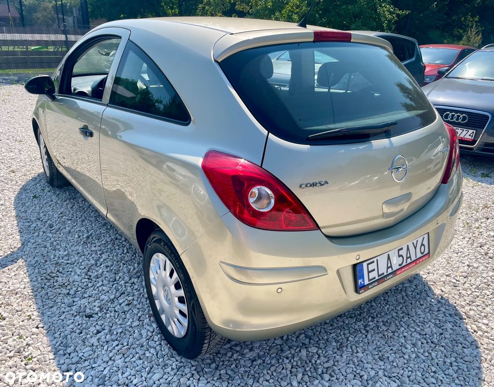 Opel Corsa 1.2 16V Edition - 8