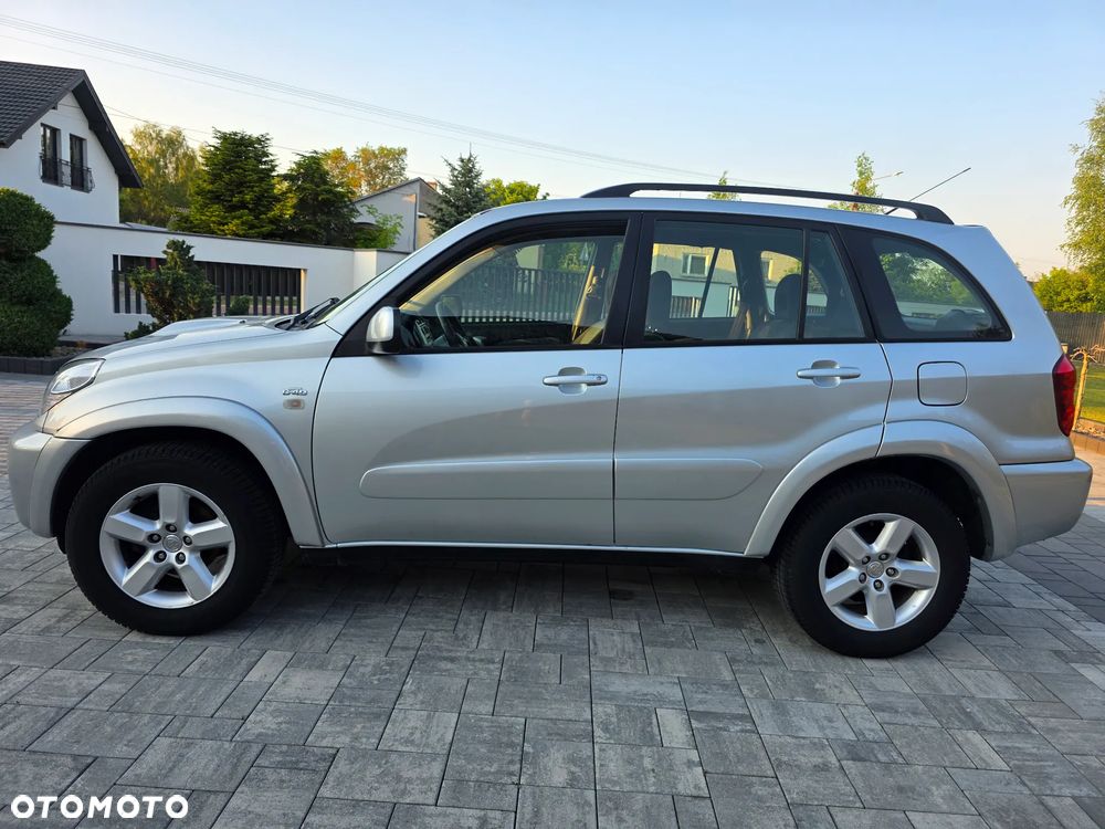 Toyota RAV4 2.0 D-4D Sol - 5