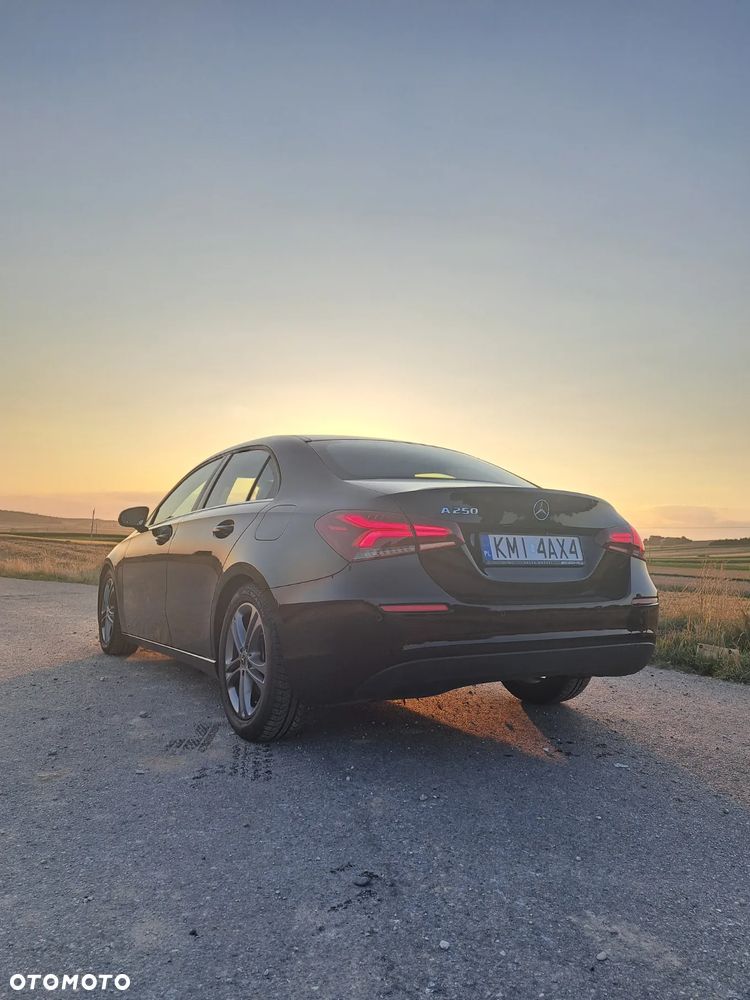 Mercedes-Benz Klasa A 250 7G-DCT - 5