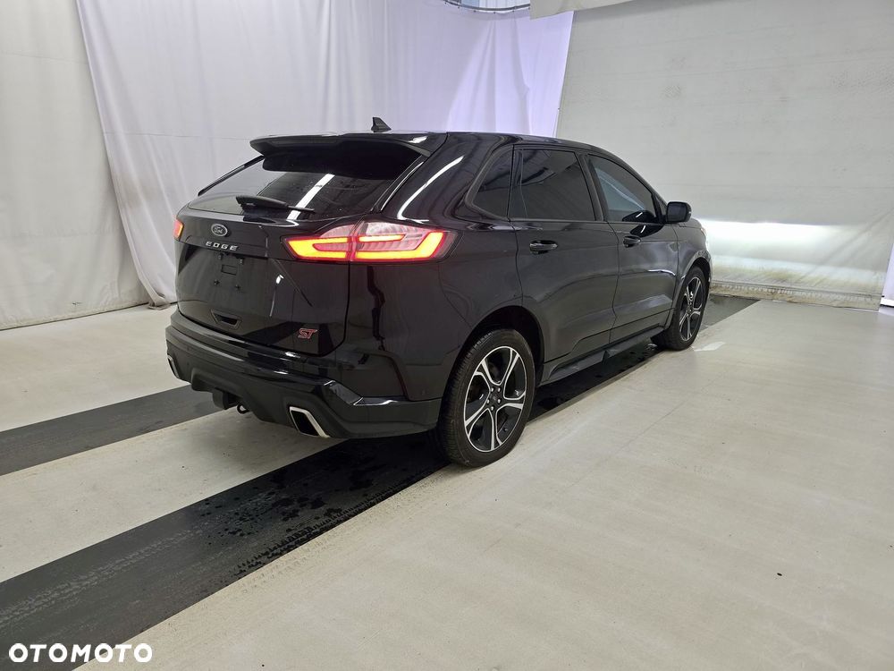 Ford Edge - 6