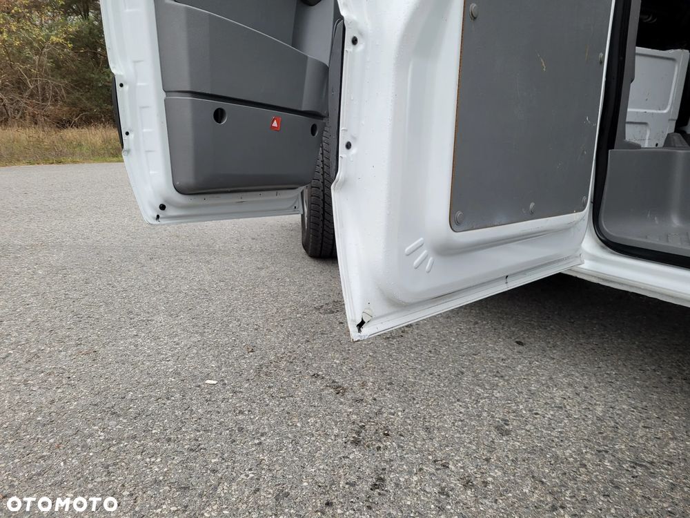 Mercedes-Benz Sprinter - 18