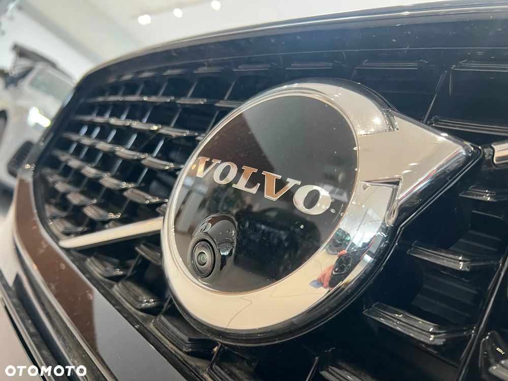 Volvo V60 B4 B Ultimate Dark - 37