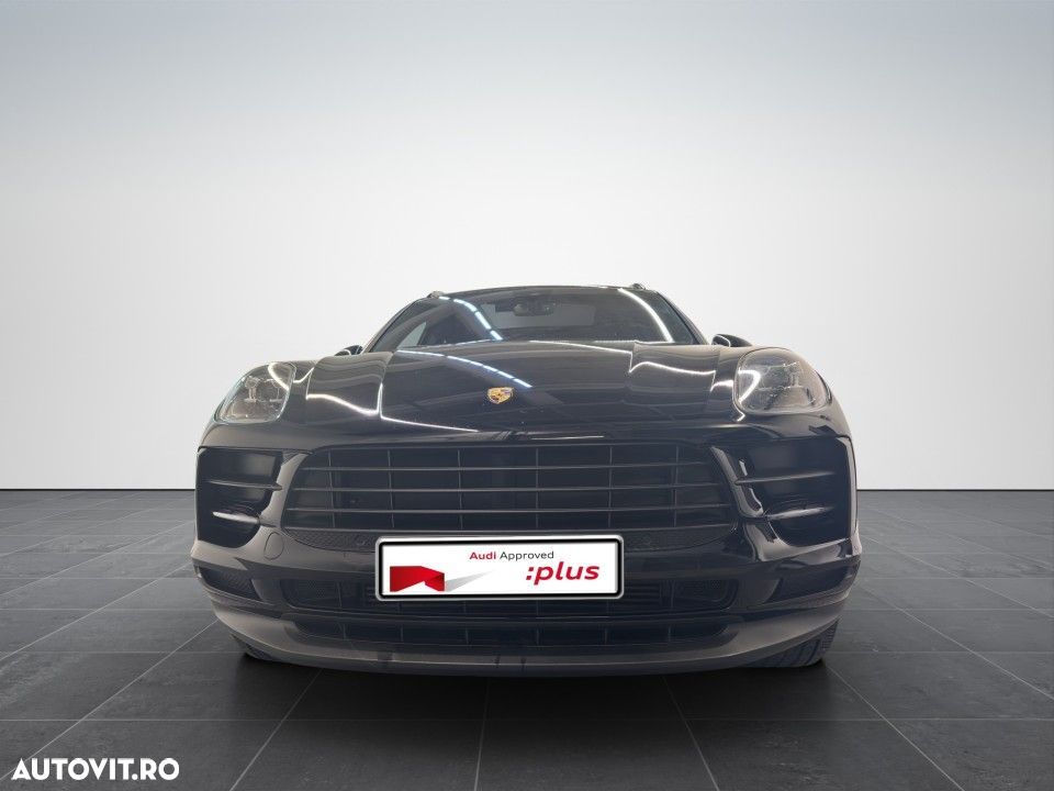 Porsche Macan Standard - 4