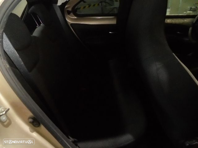 Carro MOT: 1KR  CXVEL TOYOTA AYGO X 2023 1.0 VVTI 72CV 5P BEGE GASOLINA - 8