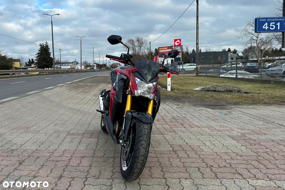 Suzuki GSX 1000 - 7