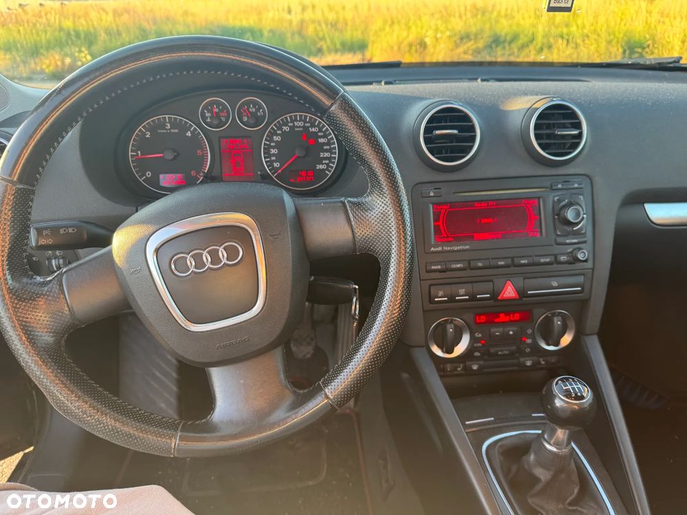 Audi A3 2.0 TDI Attraction - 8
