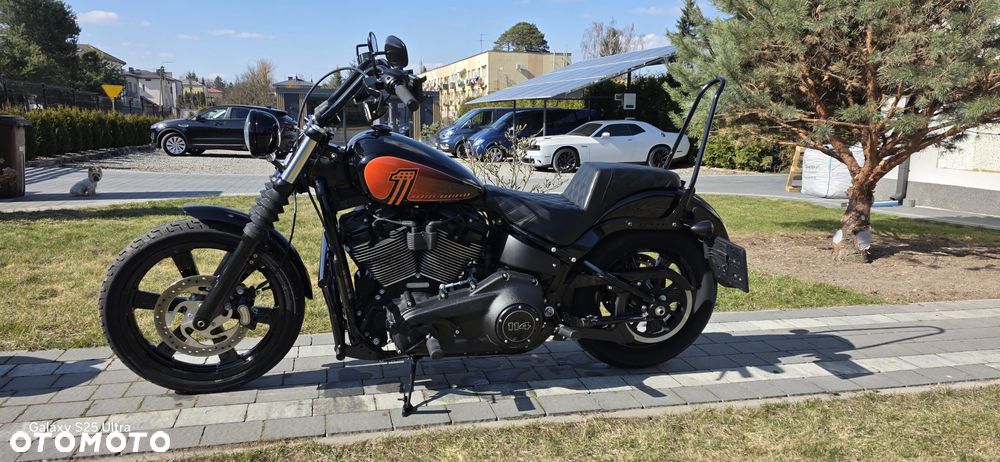 Harley-Davidson Softail Street Bob - 1