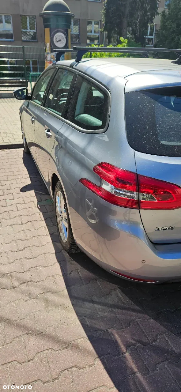 Peugeot 308 1.5 BlueHDi Active Pack S&S EAT8 - 6