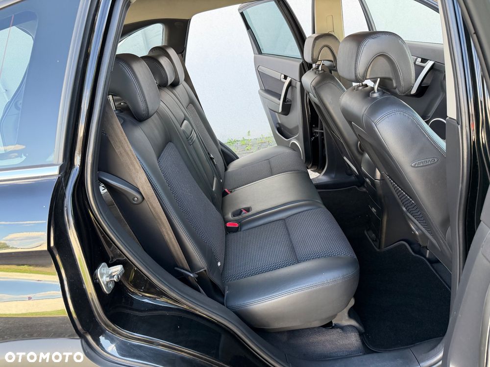 Chevrolet Captiva 2.0 2WD 7 Sitzer LS Family Edition - 23