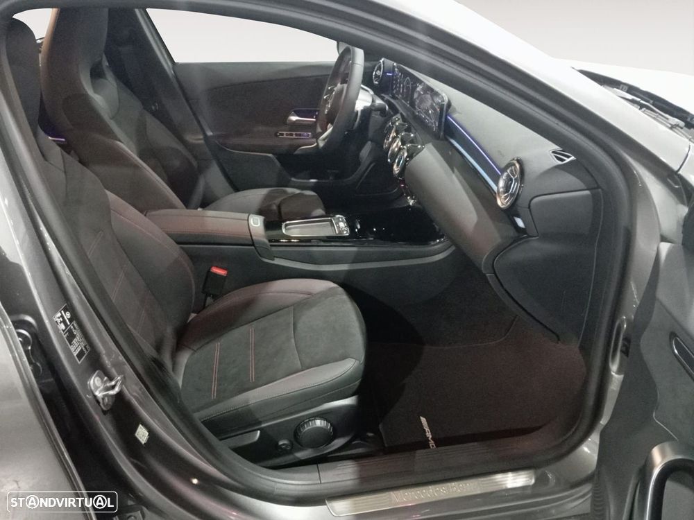 Mercedes-Benz A 180 - 13