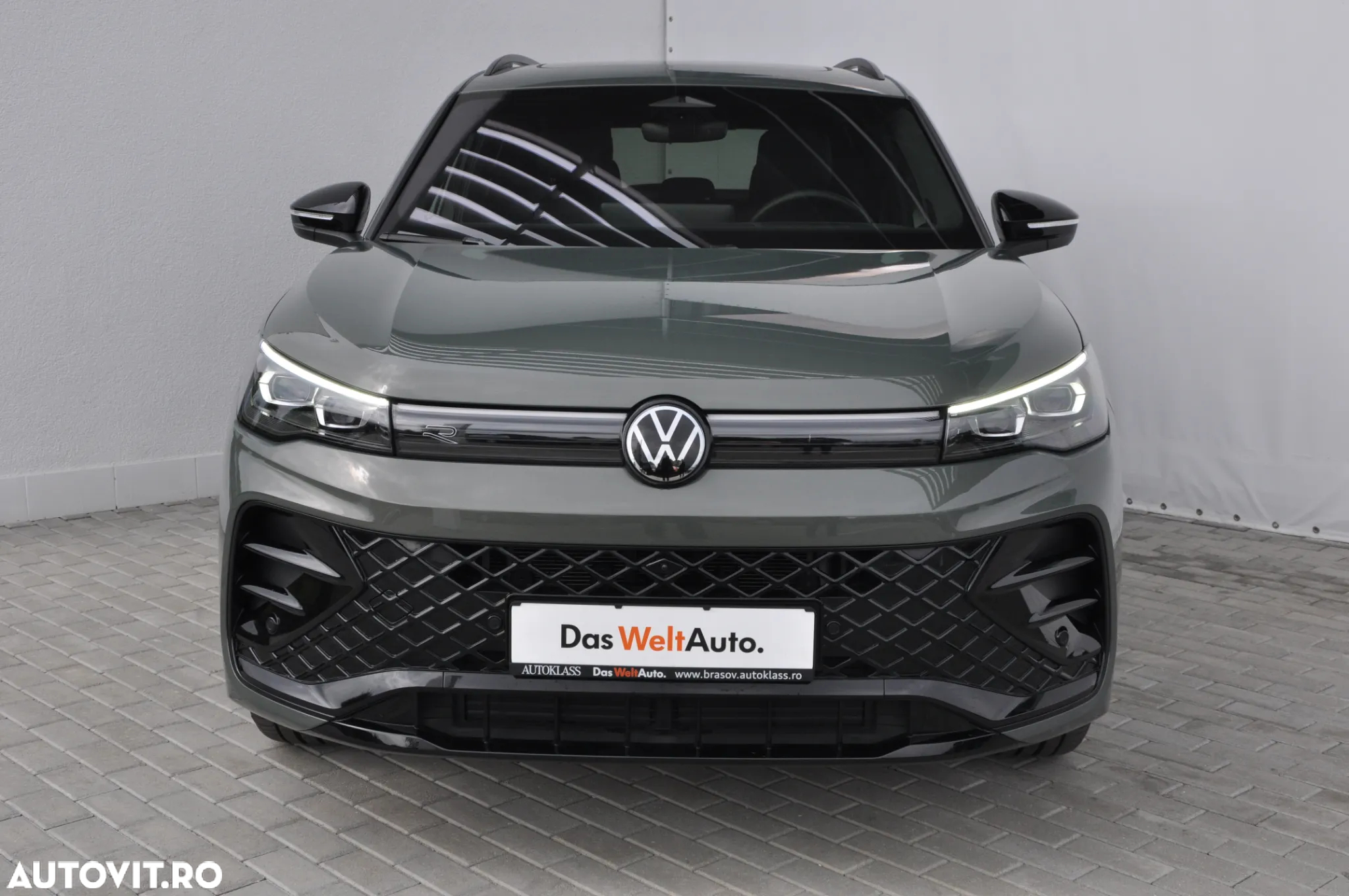Volkswagen Tiguan 2.0 TDI DSG 4Motion R-Line - 10