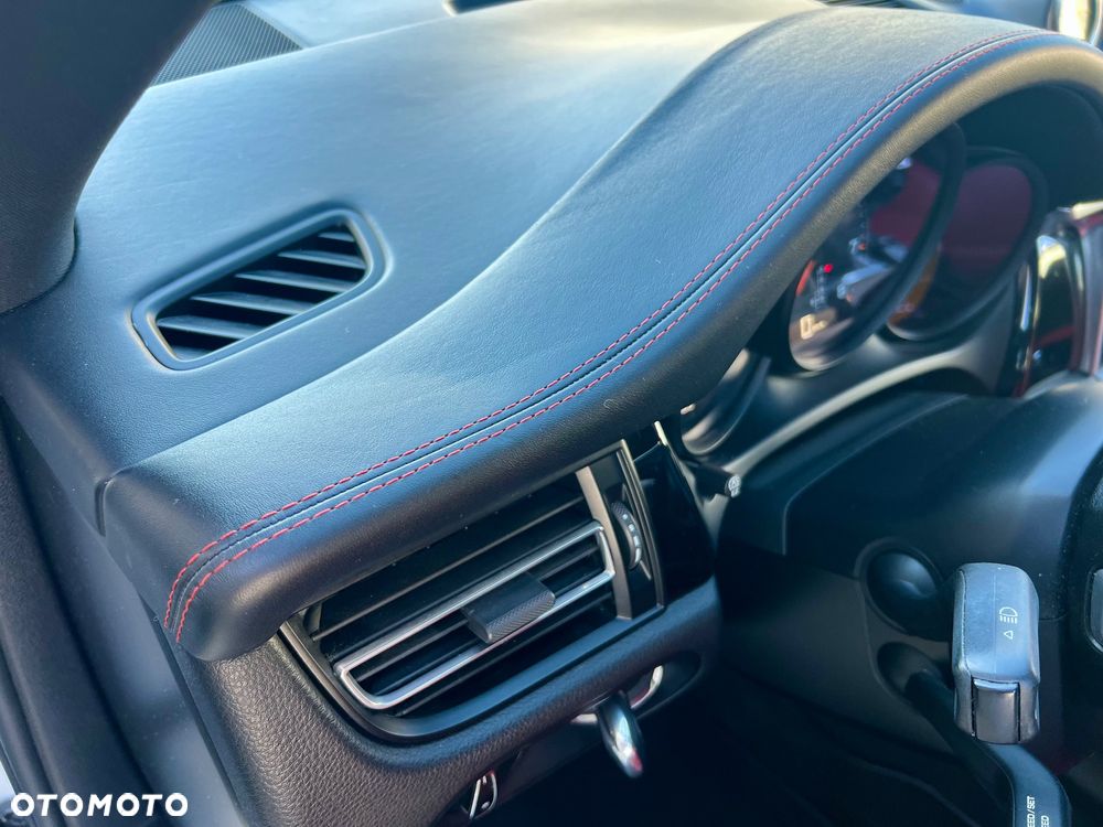 Porsche Macan PDK - 30