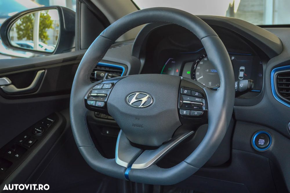 Hyundai IONIQ 141CP Exclusive - 17