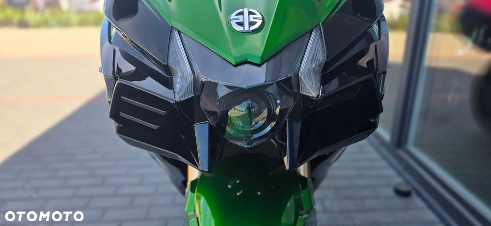 Kawasaki Ninja H2 SX - 23