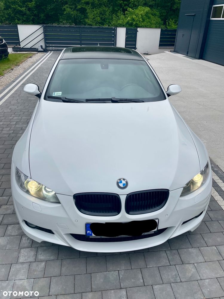 BMW Seria 3 335i Coupe - 9