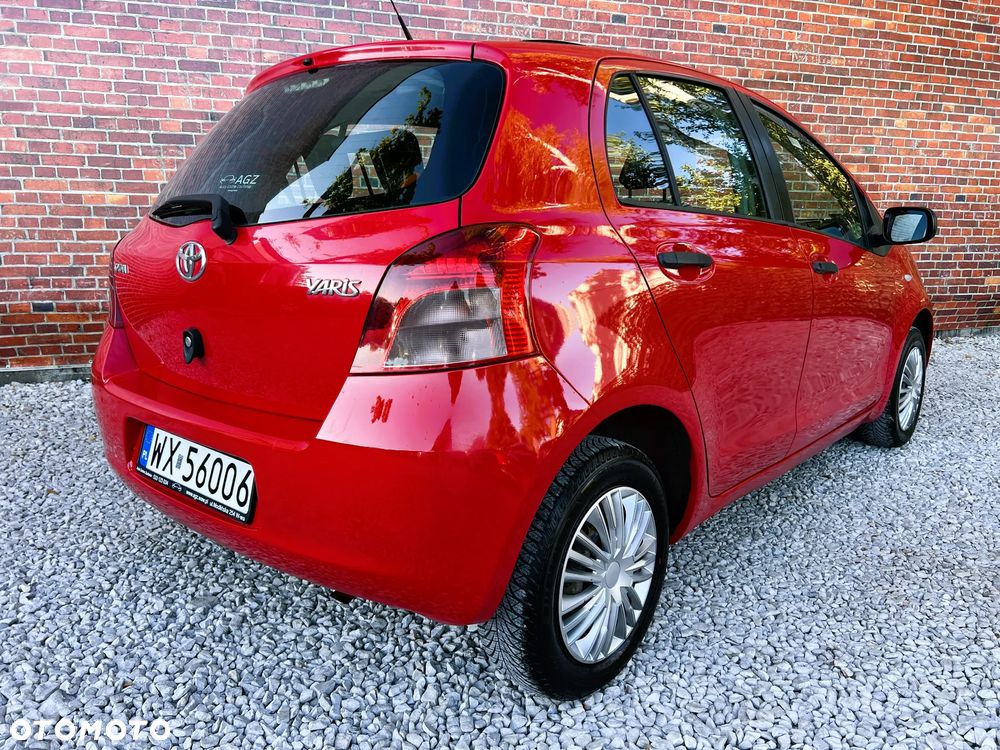 Toyota Yaris - 5