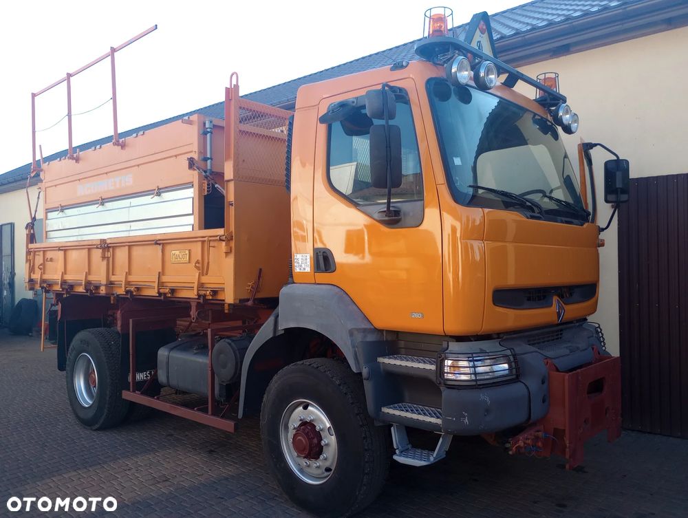 Renault KERAX 260 4x4 Bordmatic + solarka piaskarka 6m3 acometis