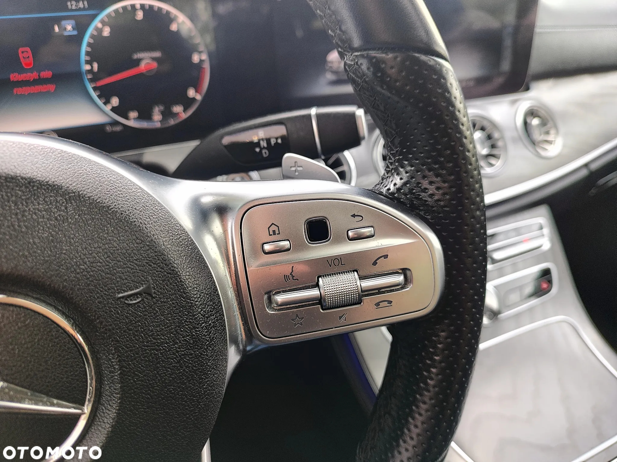 Mercedes-Benz CLS 350 d 4Matic 9G-TRONIC AMG Line - 22