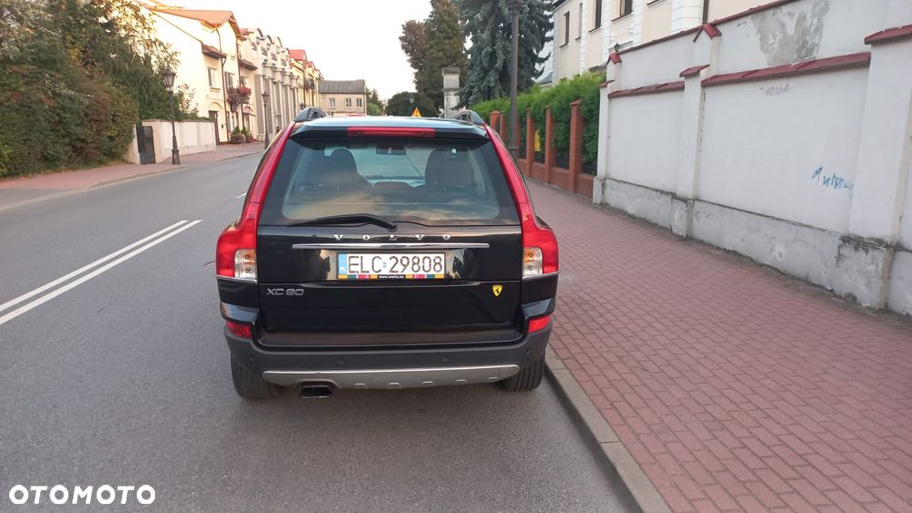 Volvo XC 90 - 3