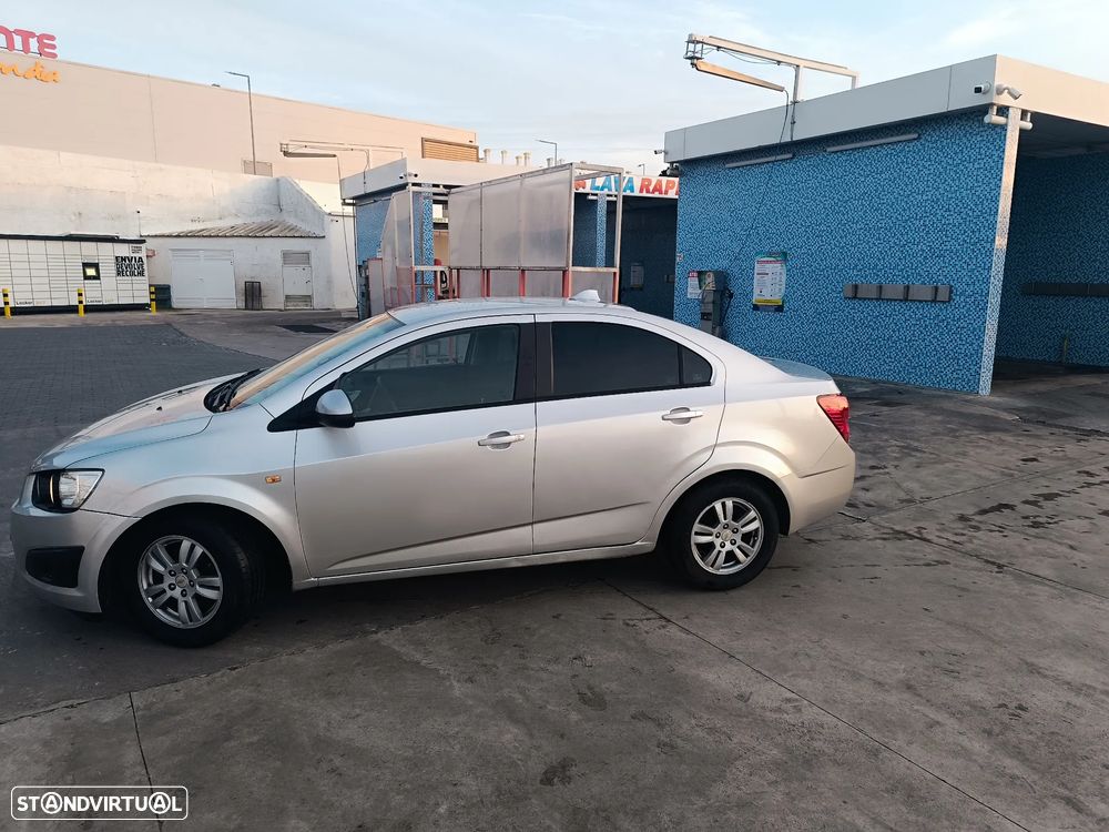 Chevrolet Aveo 1.3 VCDi LTZ - 5