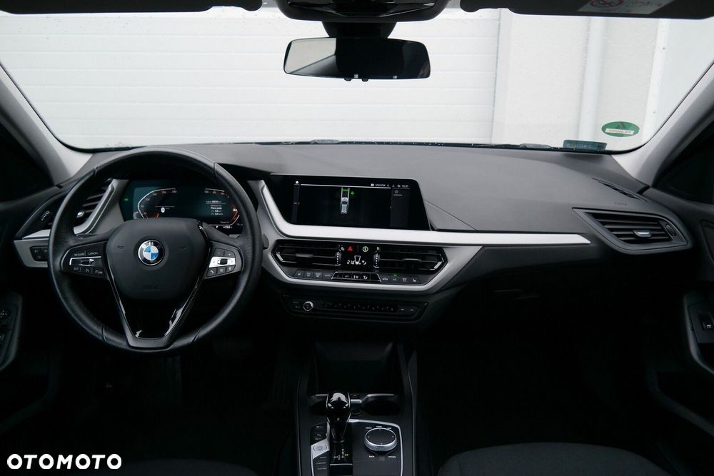 BMW Seria 1 118i Advantage - 15