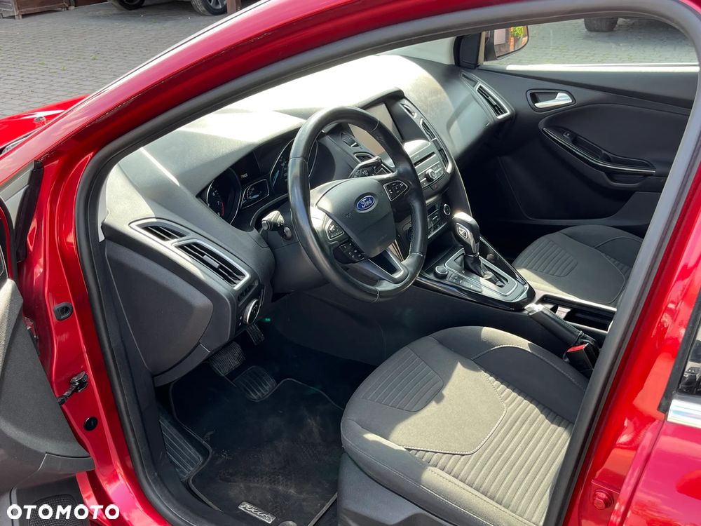 Ford Focus - 10