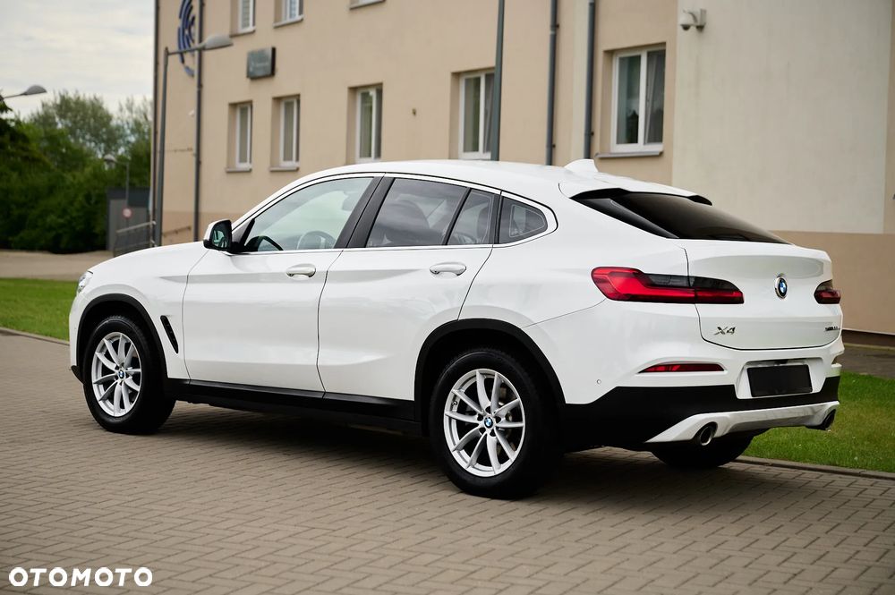BMW X4 xDrive20i GPF sport - 11