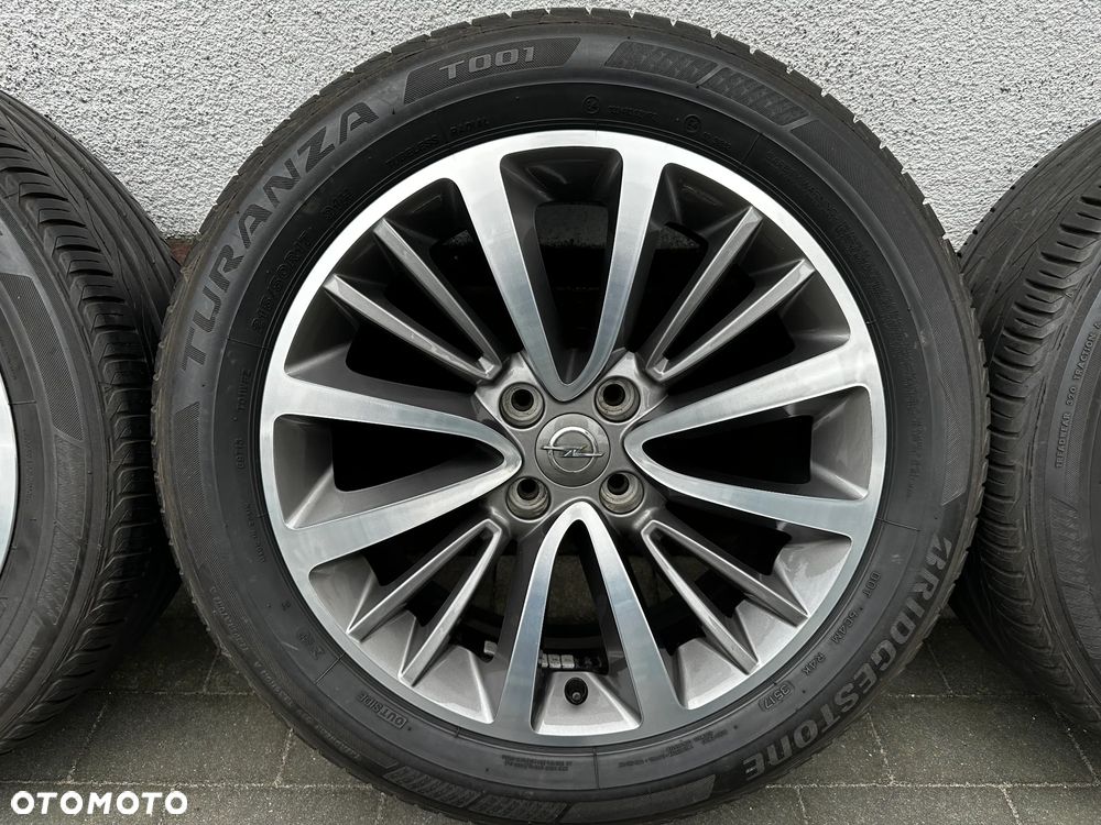 215 50 17 / 4x108 / OPEL Crossland PEUGEOT 207 208 308 GT CITROEN DS3 C3 C4 / CONTINENTAL - 5
