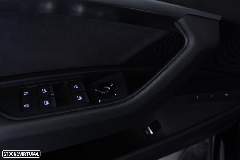 Audi e-tron 55 quattro S line - 18