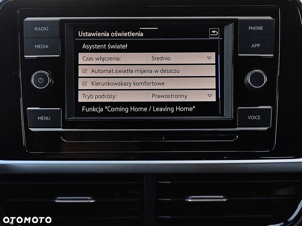 Volkswagen T-Roc - 31