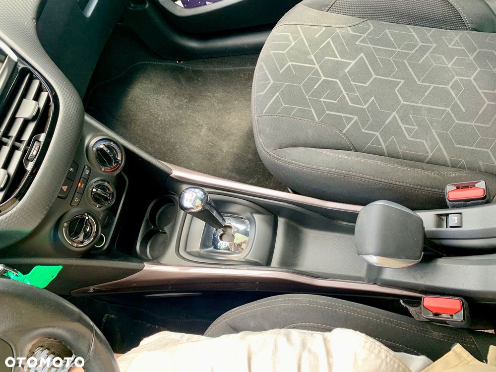 Peugeot 2008 PureTech 82 ETG5 STOP&START Active - 25