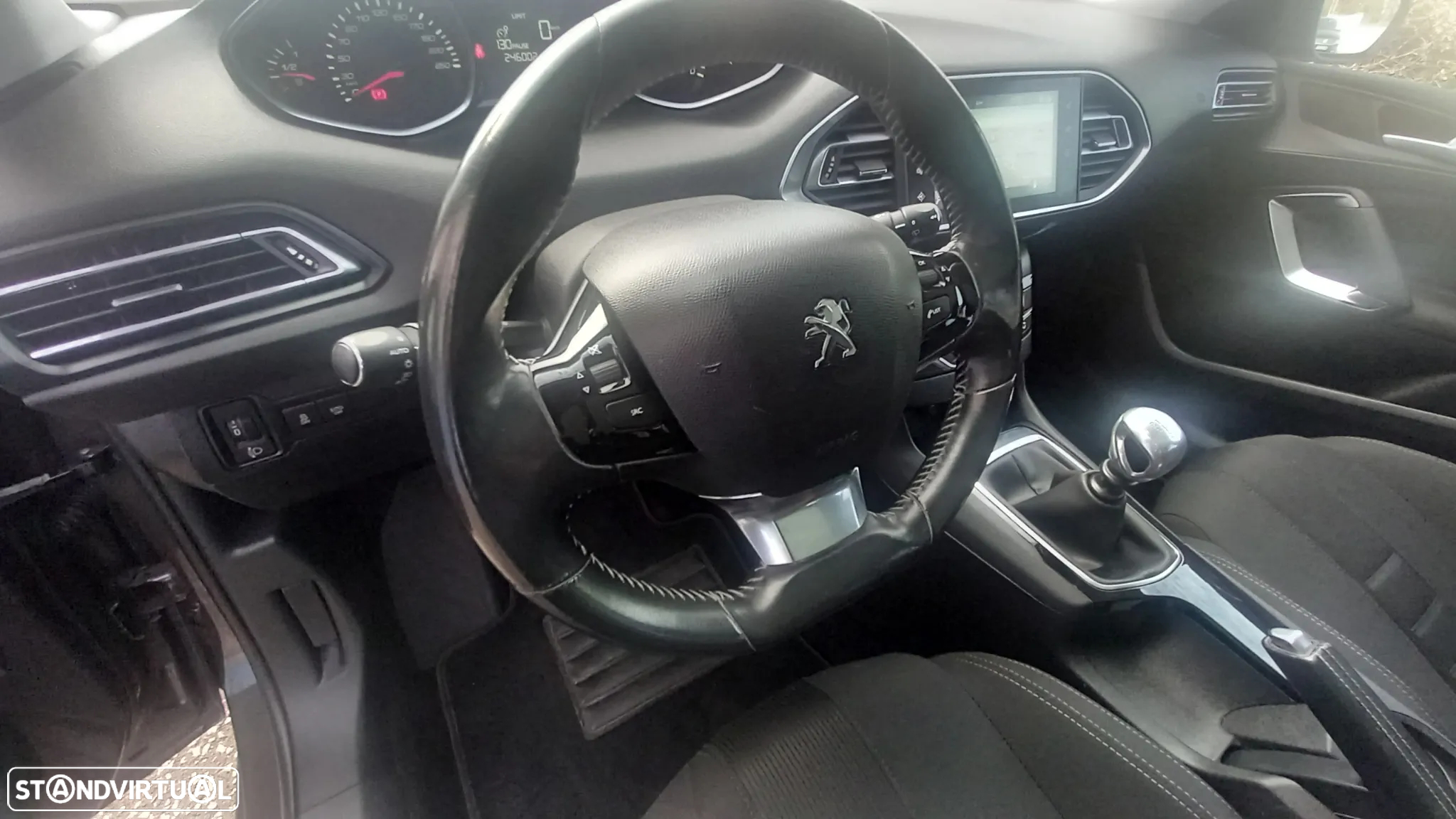 Peugeot 308 SW 1.6 BlueHDi Allure - 20