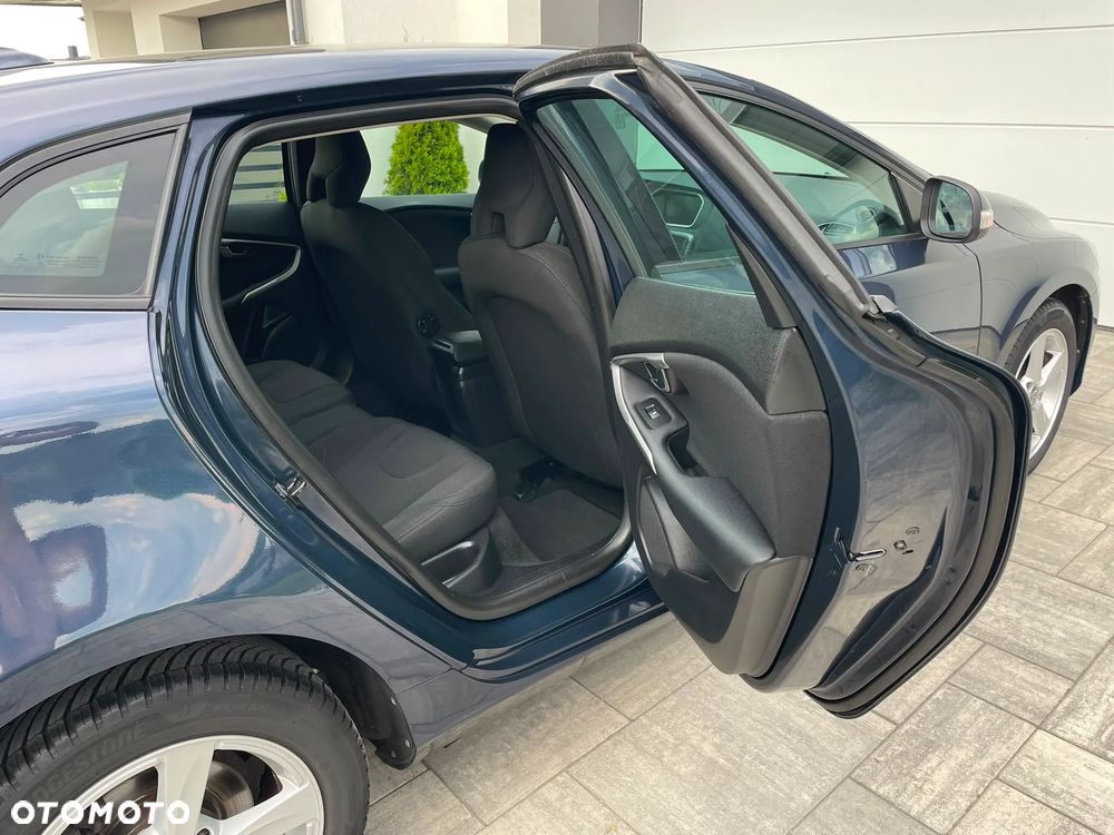 Volvo V40 D2 Summum - 20