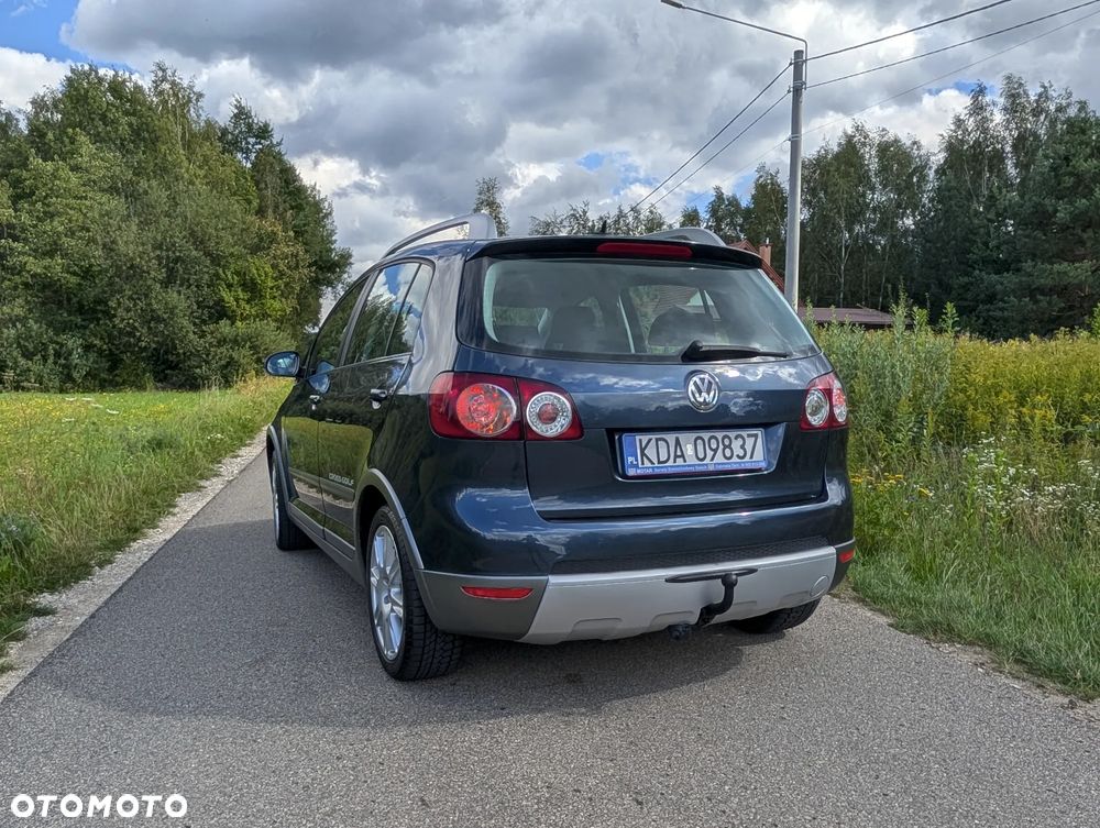 Volkswagen Golf Plus - 9