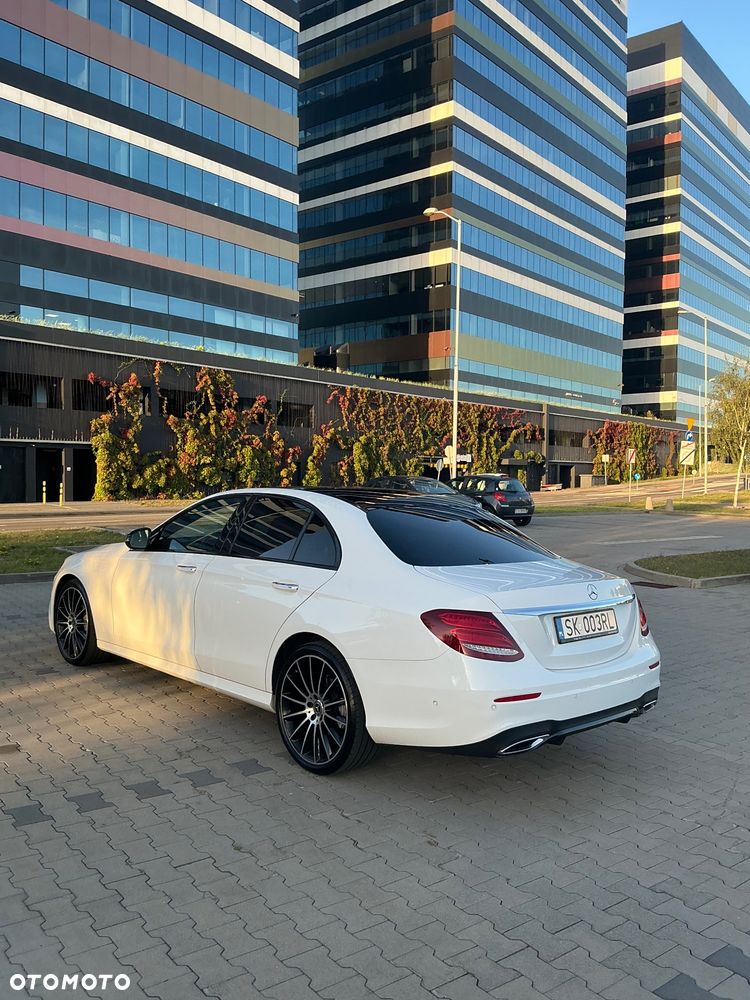 Mercedes-Benz Klasa E 220 d 4-Matic AMG - 39