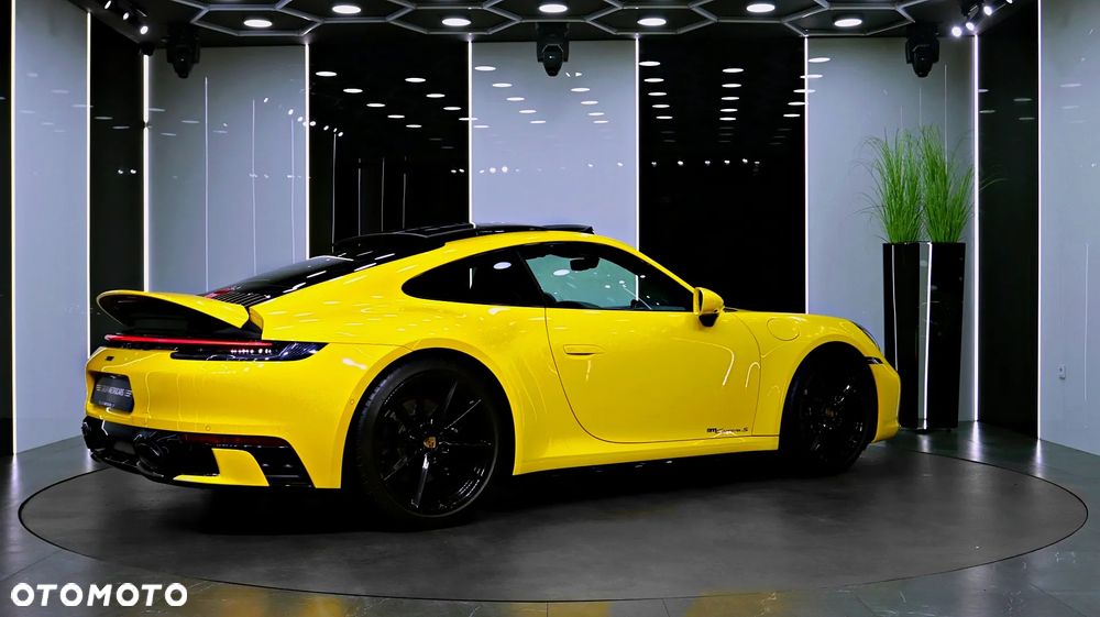 Porsche 911 Carrera S - 14