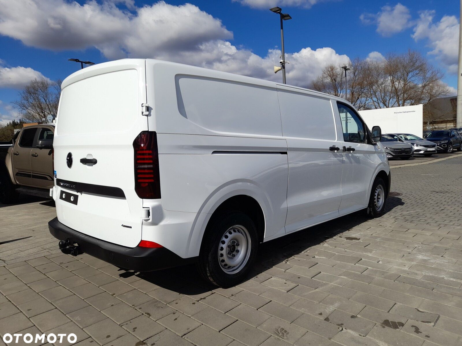Volkswagen Transporter Furgon 2.0 TDI 150 KM 4MOTION 8-biegowa automatyczna 3500 mm - 5
