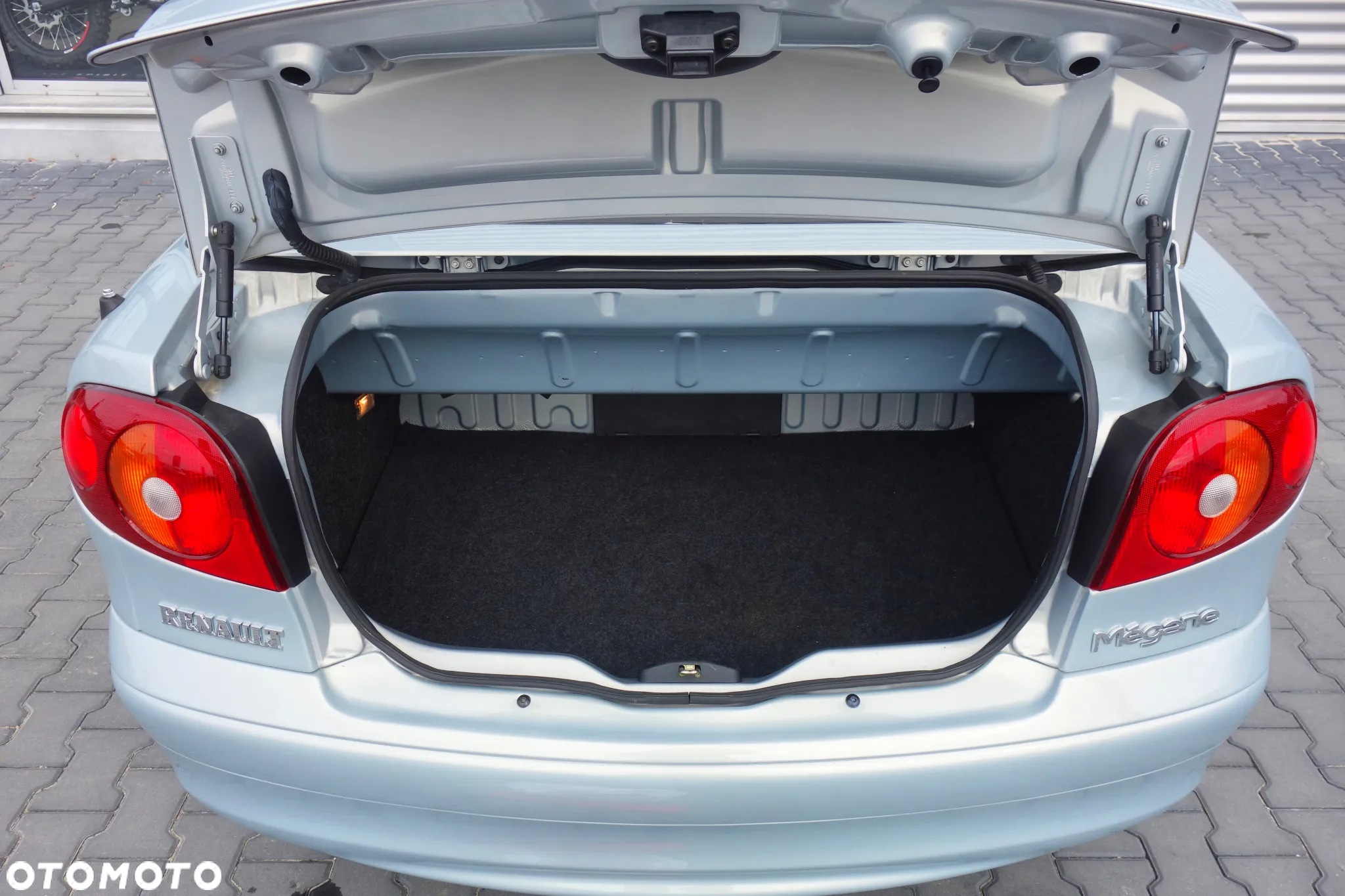 Renault Megane Cabrio 1.6 - 26