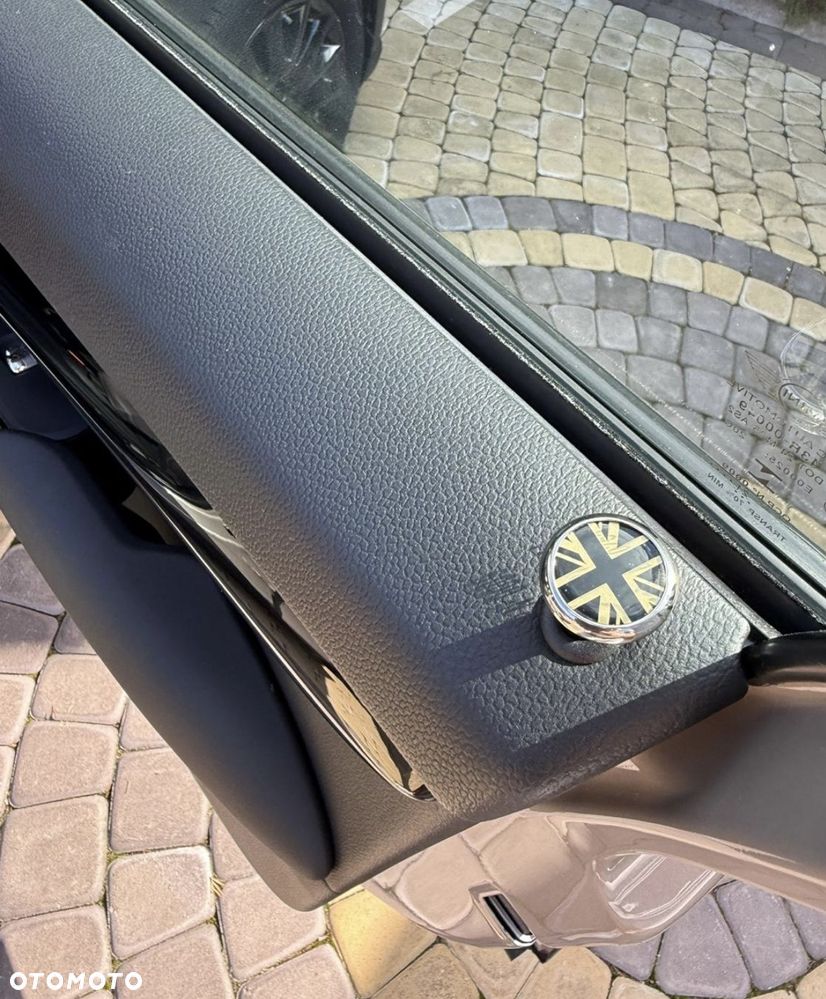 MINI Cooper Multitone Edition - 25